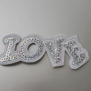 SPARKLE SEQUINS LOVE IRON ON PATCH